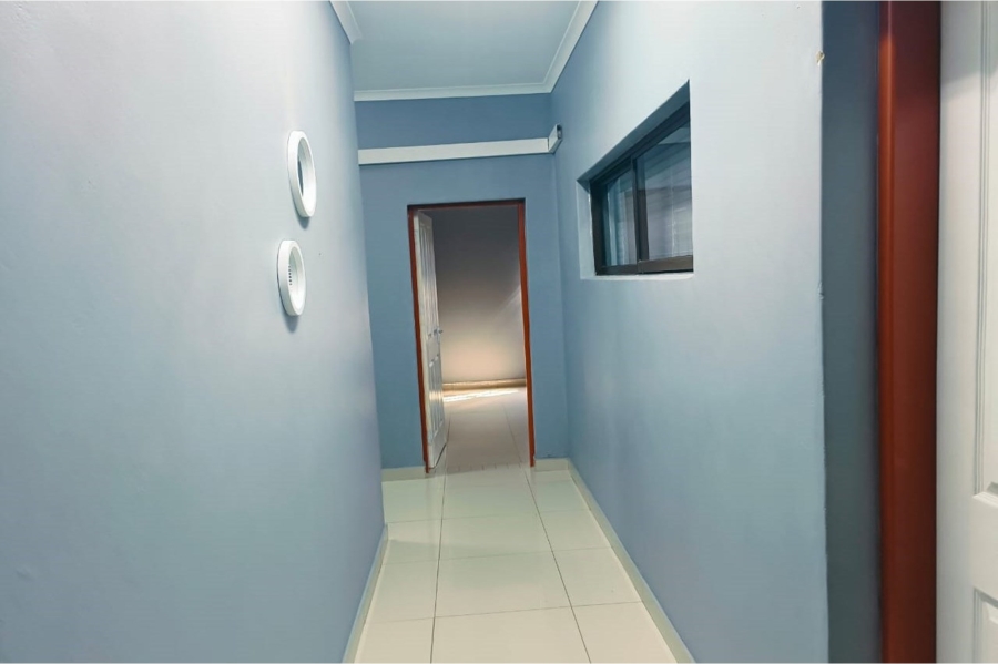 To Let commercial Property for Rent in Mogwase North West